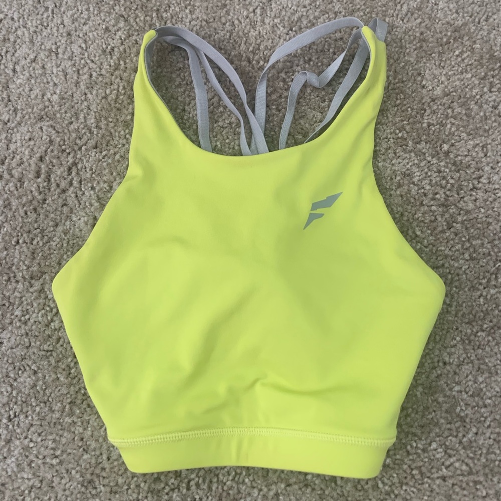 Flag nor fail sports bra